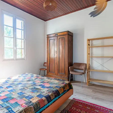 Vakantiehuis Maison Familiale, 15 Pers., Jardin Prive, Proche Centre Et Lac, A 25 Min De L'ocean - Fr-1-319-472 Parentis-en-Born